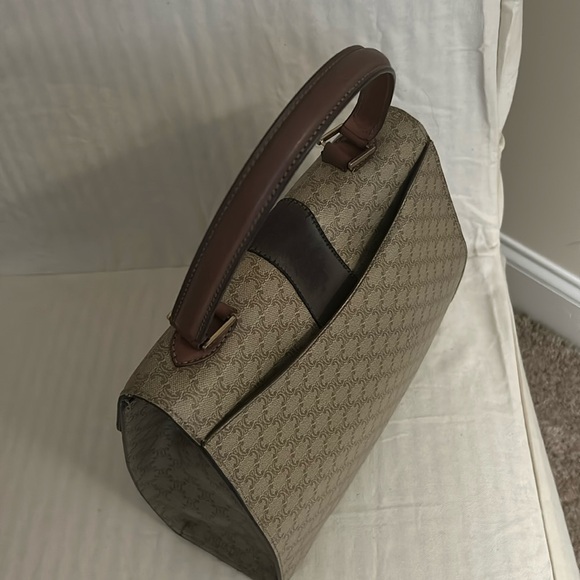 Celine Handbag- Guaranteed Authentic!! - Picture 9 of 17